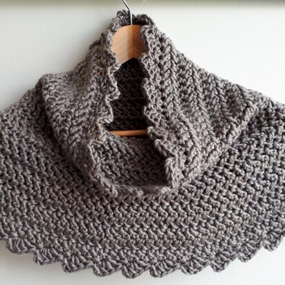 Arctic owl cowl