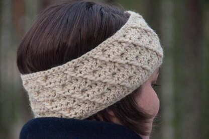 Headband with Cross Pattern