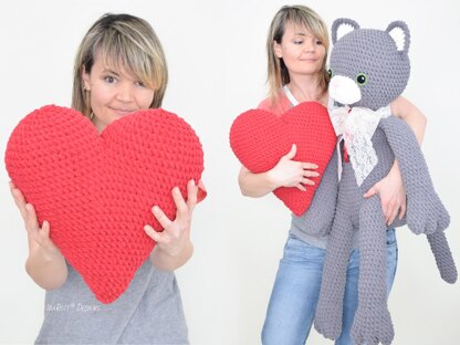 Sassy The Kitty Cat With Heart Big Amigurumi