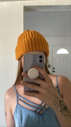 Simple sc back loop beanie