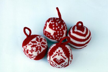 Yule Balls