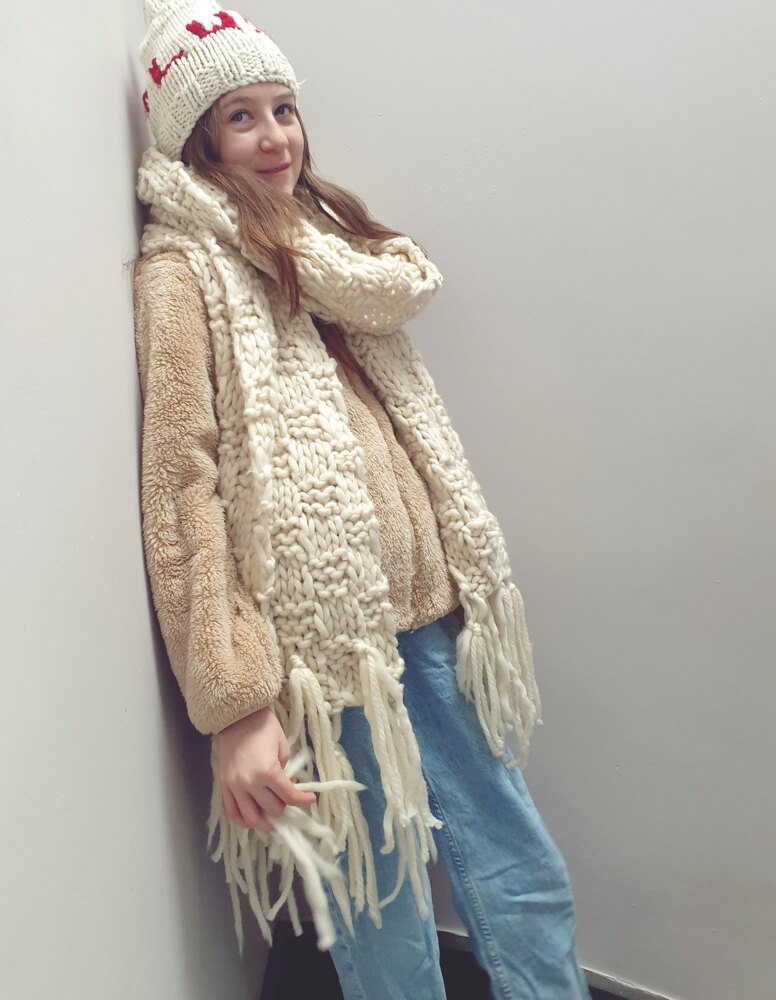 Super Chunky Tassel Scarf Knitting pattern by Saskia Cole LoveCrafts