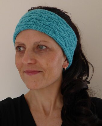 Hazel - three cabled headbands