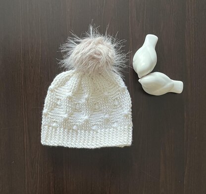 Pretty Diamonds Beanie & Cowl Set N 630