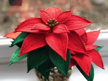 Crochet Poinsettia Pattern