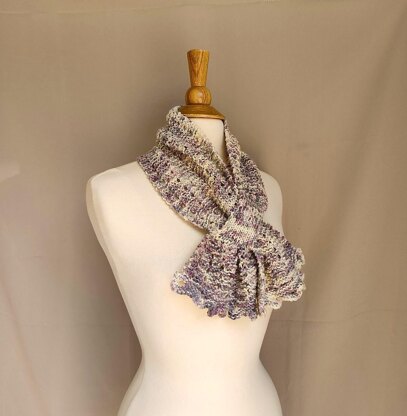 Plume Keyhole Scarf