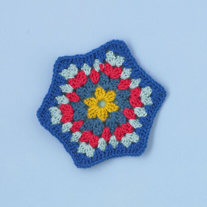 Hey Hey Hexagon Cardigan - Free Crochet Pattern for Women in Paintbox Yarns Simply Aran 