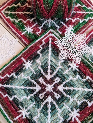 Soft Holly Mosaic Square