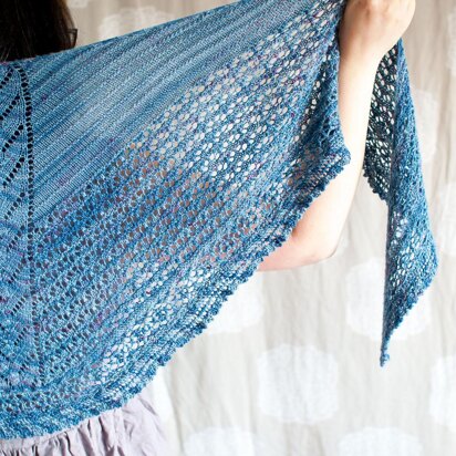 Laura Chau Bienvenido Shawl PDF