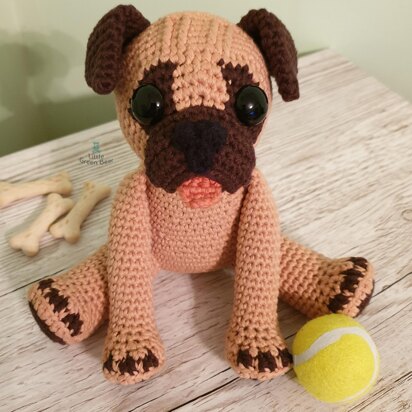 Perry the Pug - UK Terminology - Amigurumi