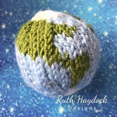 Mini Knitted Globe - knitting pattern