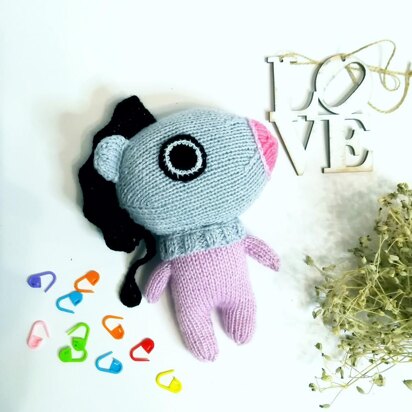 Knitted MANG BT21