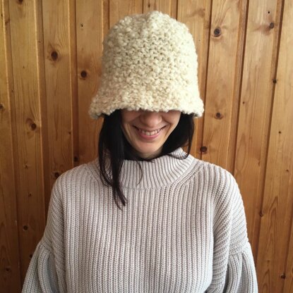 Bouclé Bucket Hat