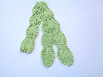 Skinny Leaf Scarf