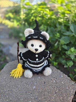 Witchy Outfit
