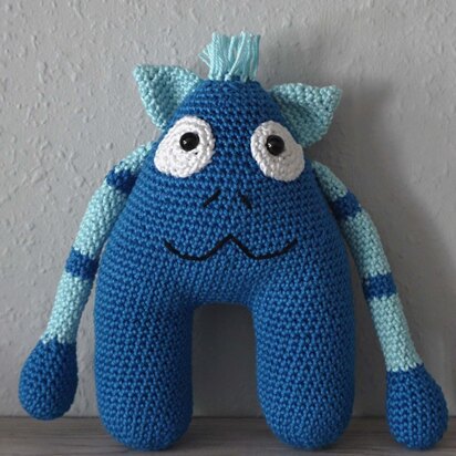 Amigurumi Häkelanleitung für das liebe Kuschelmonster Barney