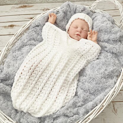 Baby Cocoon Knitting Pattern #688