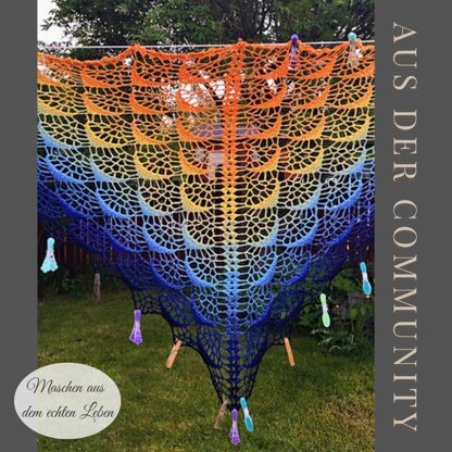 Crochet Pattern Triangle Shawl BioTronik #1 | Geometric Crochet Shawl | Modern Wrap PDF