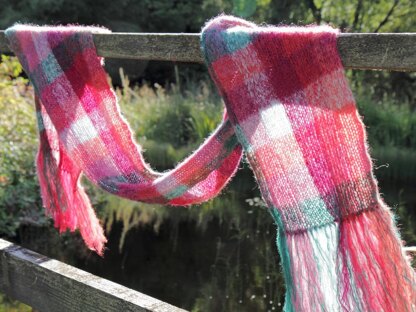 Cauldhame Scarf in Drops Brushed Alpaca Silk