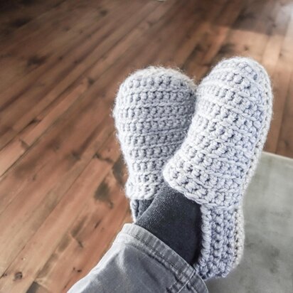 037 - Comfy slippers