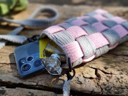 Mobile phone crossbody shoulder bag crochet pattern T3