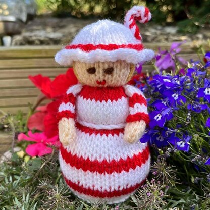 Christmas Doll Knitting Pattern - Toy Knitting Pattern