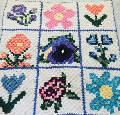 Teal Sunburst Flower C2C Graphgan Square