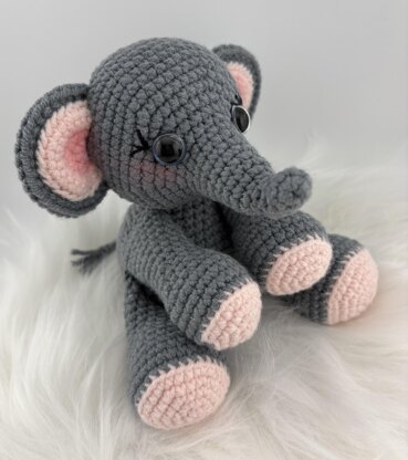 Meet Our Adorable Ellie the Elephant Amigurumi Pattern