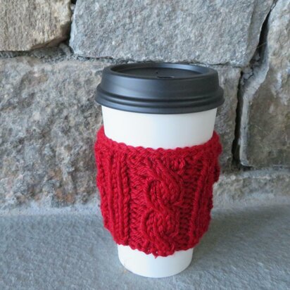 Koselig Cabled Cup Cozy