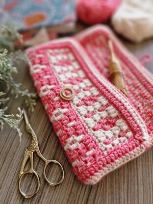Sweet Sundae Mosaic Pouch UK Terms