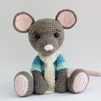 Amigurumi Crochet Mouse Pattern