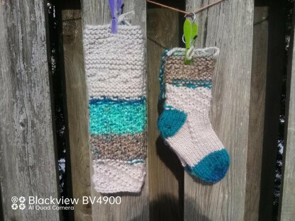 Wild Island Knee Huggers