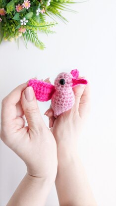 Crochet hummingbird pattern, easy crochet amigurumi bird pattern, crochet keychain pattern