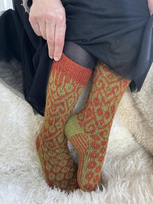 Bedizen Socks