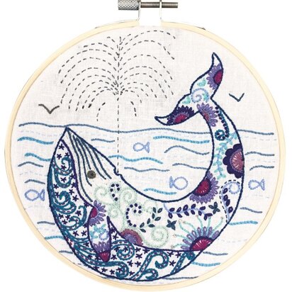 Un Chat Dans L'Aiguilles Madeleine la Baleine Printed Embroidery Kit