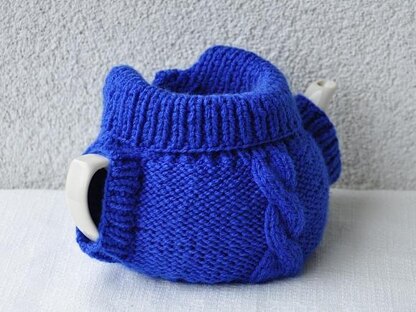 The Blue Tea Cosy knitted Pattern
