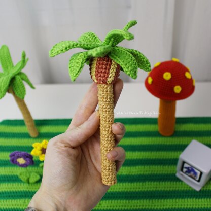 Green Hill Palm Tree – Amigurumi Pattern (PDF)