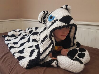 Crochet Snow Tiger Hooded Blanket