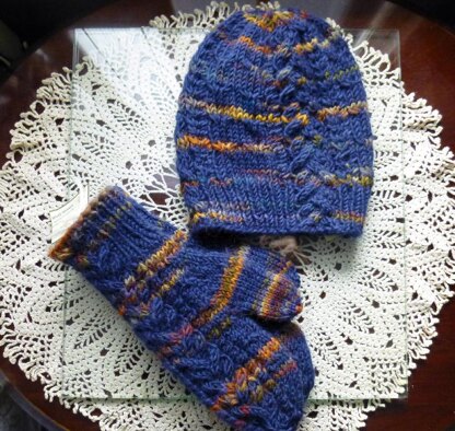 Offset Cable Mittens & Hat