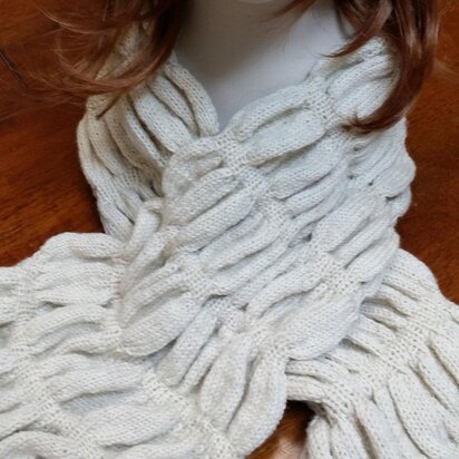 Snowdrifts Ruched Scarf