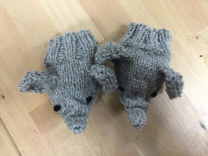 Elephant Mitten