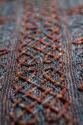 Lindisfarne shawl