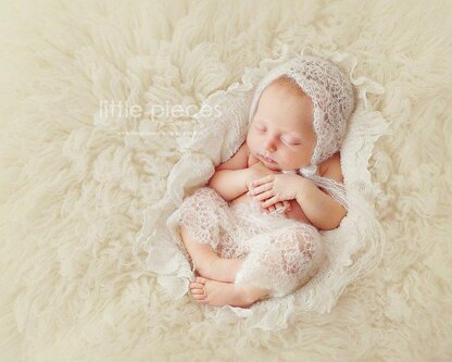 #110 Newborn dainty blossom pant set