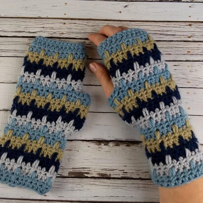 Seaside Fingerless Gloves