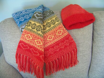Rainbow double-knitted scarf and coordinating hat #4
