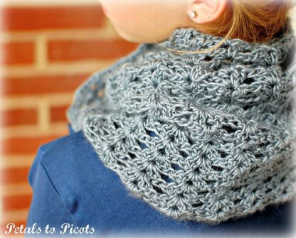Mobius Infinity Cowl / Scarf