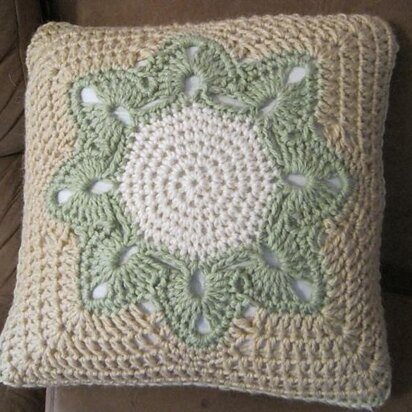 Big Flower Afghan Square