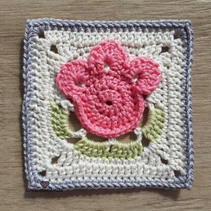 Tulip Granny Square