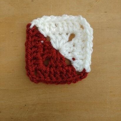 3" Bi-Colored Solid Granny Square