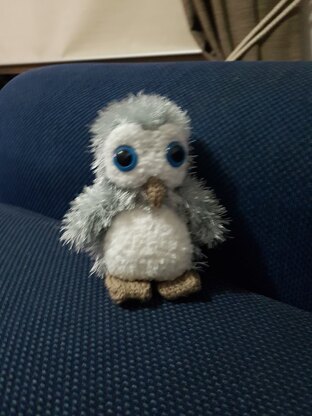 Baby owl toy